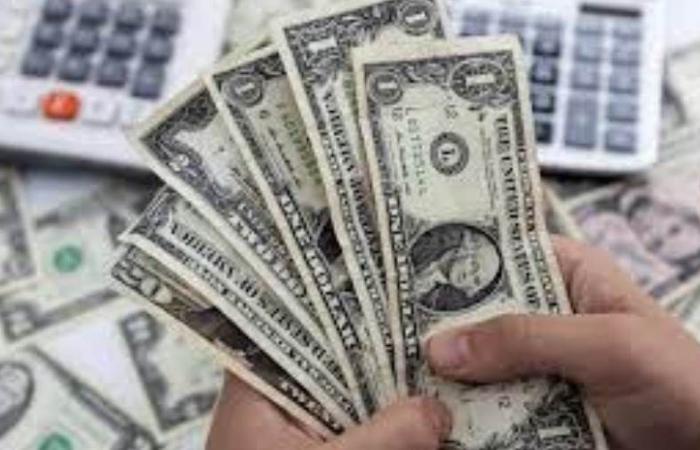 سعر الدولار اليوم الخميس 3-10-2024 بختام التعاملات في البنوك