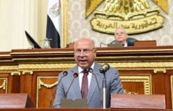 وزير الصناعة: لن يتم غلق مصنع إلا بقرار منى بعد العرض على مجلس الوزراء