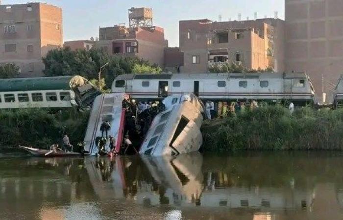 ننشر أسماء مصابي حادث تصادم قطاري المنيا