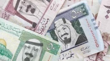 عملة المملكة طالعه.. سعر الريال السعودي اليوم الأربعاء 23 اكتوبر 2024 في السوق السوداء والبنوك المصرية