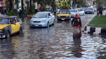 نوة المكنسة تسبب في كوارث بالإسكندرية.. شاهد ماذا حدث في جامعة الإسكندرية الأهلية!